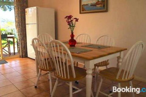 Schoolhouse Cottage American River - Darwin Holiday 6