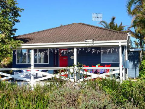 32 WERRI BLUE Werri Beach Gerringong 4pm Check Out Sundays - Darwin Holiday 0