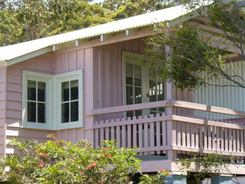 Cottage 2 Hyams Beach Seaside Cottages - Darwin Holiday 0