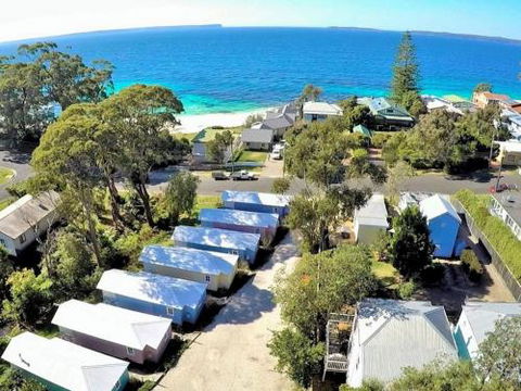 Cottage 5 Hyams Beach Seaside Cottages - Darwin Holiday 1