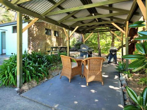 Cottage 5 Hyams Beach Seaside Cottages - Darwin Holiday 3
