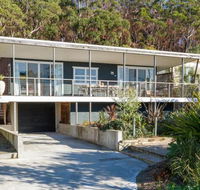 Palmwood at Hyams Beach 4pm Check Out Sundays - Darwin Holiday