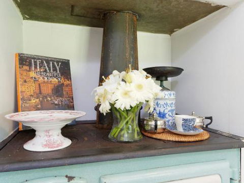 Redwood Cottage Burradoo Getaway Southern Highlands 4pm Check Out Sunday - Darwin Holiday 6