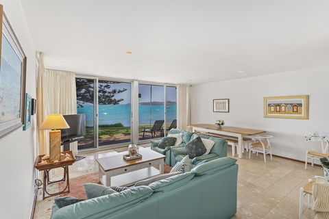 Seaview Cresent, 4 - Darwin Holiday 1