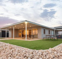 4 Corella Court Brand New Magnificent Marina Home With Wi Fi - Darwin Holiday