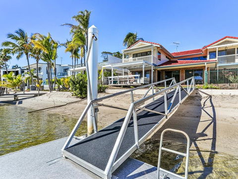 Convenience Space & Location Noosa Heads - Darwin Holiday 1