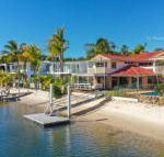 Convenience Space  Location Noosa Heads - Darwin Holiday