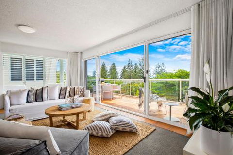 Seaclusion - Darwin Holiday 1