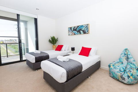 Urban Jungle In The Heart Of The CBD - Darwin Holiday 2
