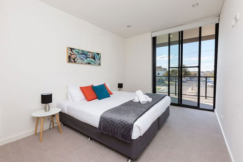 Urban Jungle In The Heart Of The CBD - Darwin Holiday 5