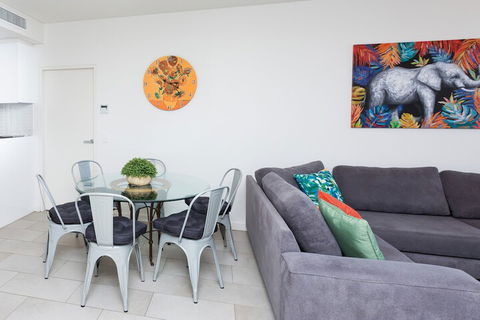 Urban Jungle In The Heart Of The CBD - Darwin Holiday 3