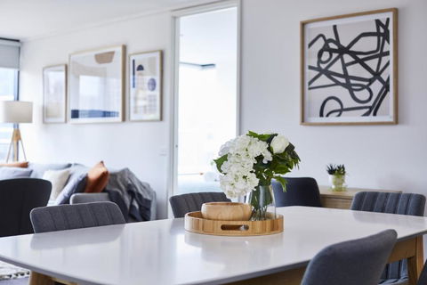 2 Bdrm 2 Bthrm Apt With Parking In Central CBD - Darwin Holiday 6