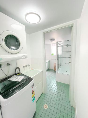 Sanctuary Shores 2 Bedroom Apartment - Darwin Holiday 1