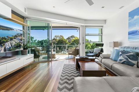 Panoramic River & Ocean Views Noosaville - Darwin Holiday 1