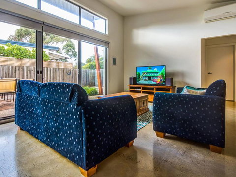 Beach Retreat On Koala - Darwin Holiday 2