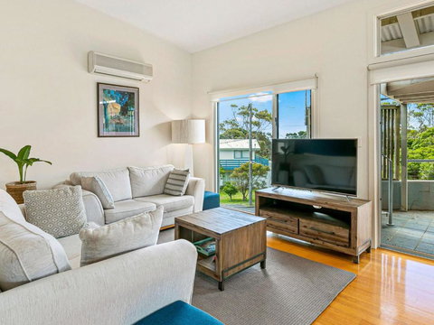 Serenity At Red Rocks - Darwin Holiday 2