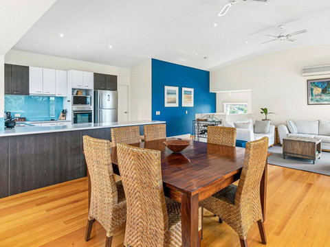 Serenity At Red Rocks - Darwin Holiday 3