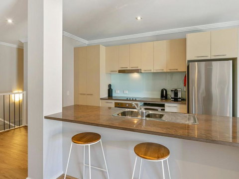 Beachy Keen - Darwin Holiday 1