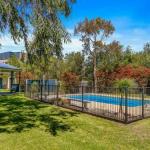 Beachy Keen - Darwin Holiday 0