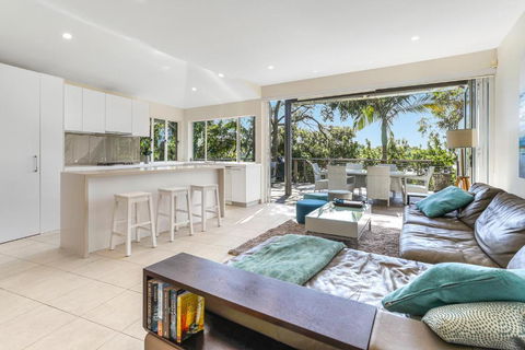 The Peachy Life Sunshine Beach - Darwin Holiday 3