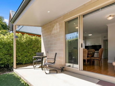 Sandcastles At Cowes - Darwin Holiday 4