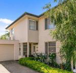 Sandcastles at Cowes - Darwin Holiday
