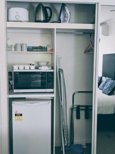 Little Diggers - Darwin Holiday 0