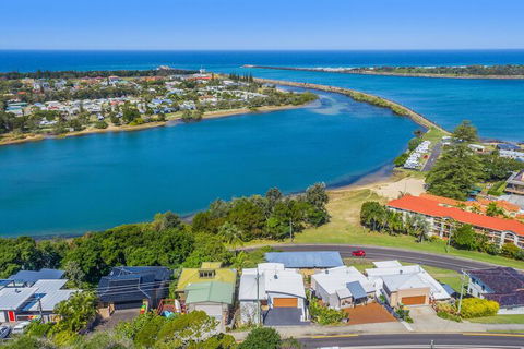 Shawhaven - Darwin Holiday 1