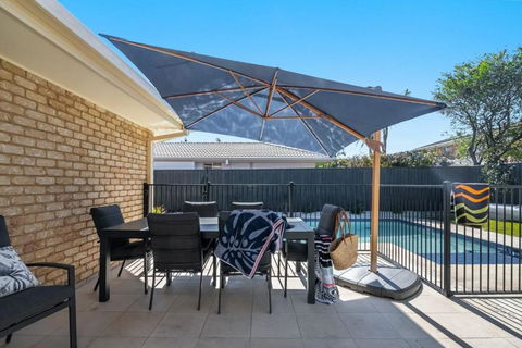 Lazy Days In Lennox - Darwin Holiday 2