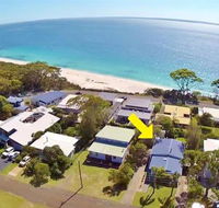 Bimbimbie at Hyams Beach 4pm Check Out Sundays - Darwin Holiday