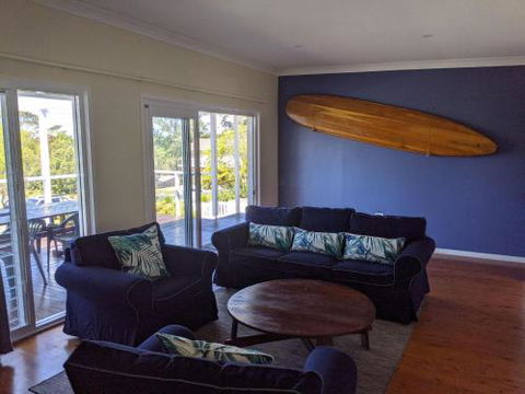 Seagrass Beach House At Hyams 4pm Check Out Sundays - Darwin Holiday 2