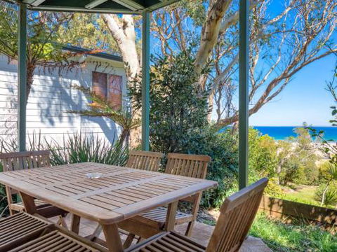 SPINIFEX Gerroa 4pm Check Out Sundays - Darwin Holiday 6