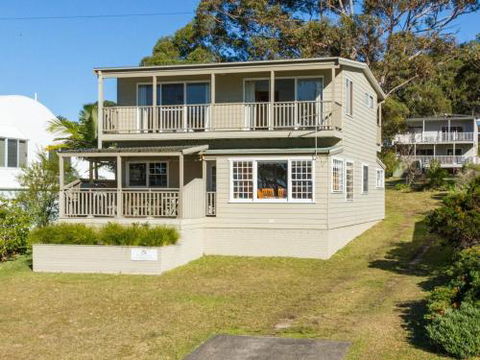 Rowse House Hyams Beach 4pm Check Out Sundays - Darwin Holiday 0