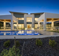 Luxury Canal Front Holiday House Raptor Pde Banksia Beach - Darwin Holiday