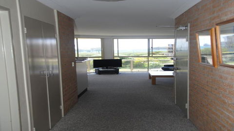 Seaspray Walk To The Beach! - Darwin Holiday 4