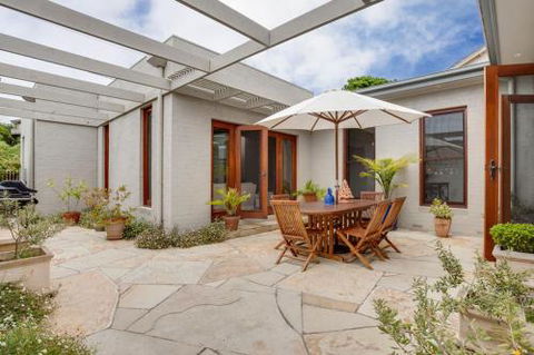 SantAnna - Darwin Holiday 2