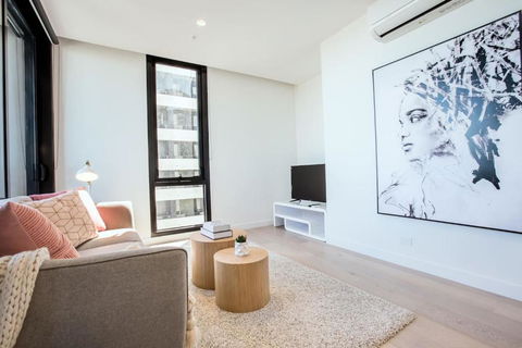 33Cotton CloudLVL48at2BR2BTH AptMel Cenfreetram - Darwin Holiday 6