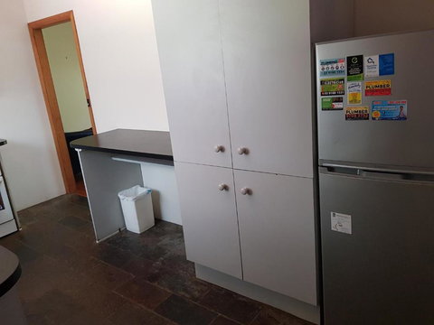 Accommodation Sydney Frenchs Forest 3 Bedroom House With Large Outdoor Entertainment Area & Onsite Parking - Darwin Holiday 5