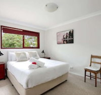 Mountain Den - Darwin Holiday