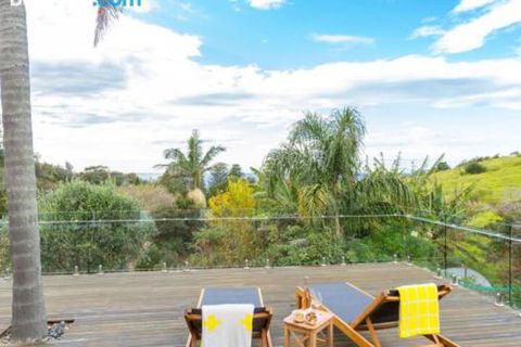 BLUE WATERS Gerringong 4pm Check Out Sundays - Darwin Holiday 5