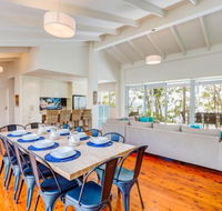 Harlequin Beach House 4pm Check Out Sundays - Darwin Holiday