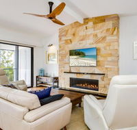 Kickenbach at Hyams Beach 4pm Check Out Sundays - Darwin Holiday