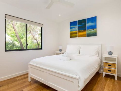 Kickenbach At Hyams Beach 4pm Check Out Sundays - Darwin Holiday 3