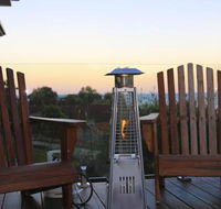 WHALE WATCH FOR FOUR Gerringong 4pm check out Sundays - Darwin Holiday