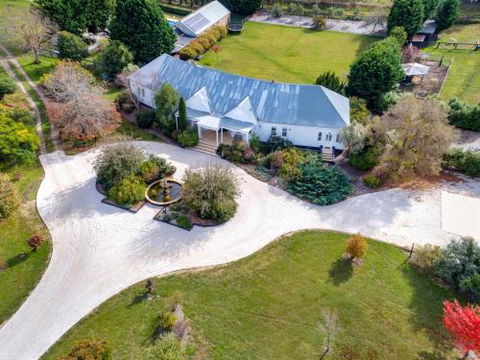 Wembley House Southern Highlands With 4pm Check Out Sunday - Darwin Holiday 1