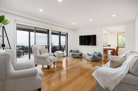 Stunning Bay View Accommodation In Rye - Darwin Holiday 0