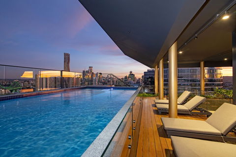 Arise Fortitude Valley - Darwin Holiday 6