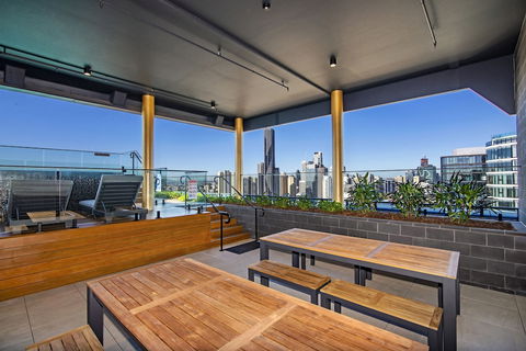 Arise Fortitude Valley - Darwin Holiday 5