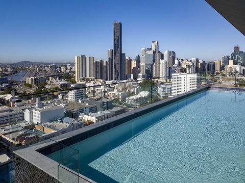 Arise Fortitude Valley - Darwin Holiday 3