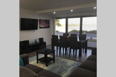 Almonta Apartments On The Water Front - Darwin Holiday 2